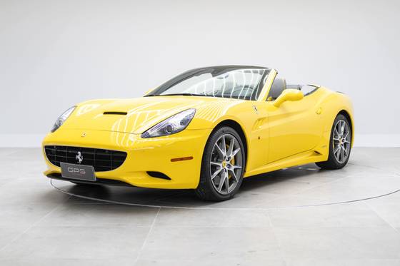 FERRARI CALIFORNIA 4.3 V8 GASOLINA F1-DCT